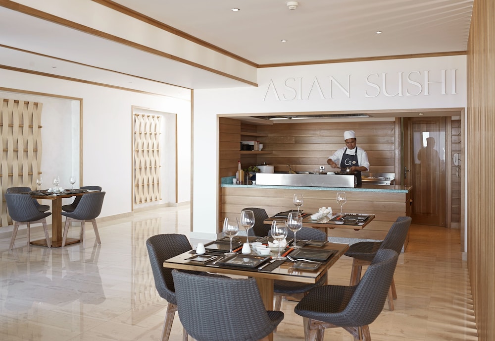 מזון ומשקאות