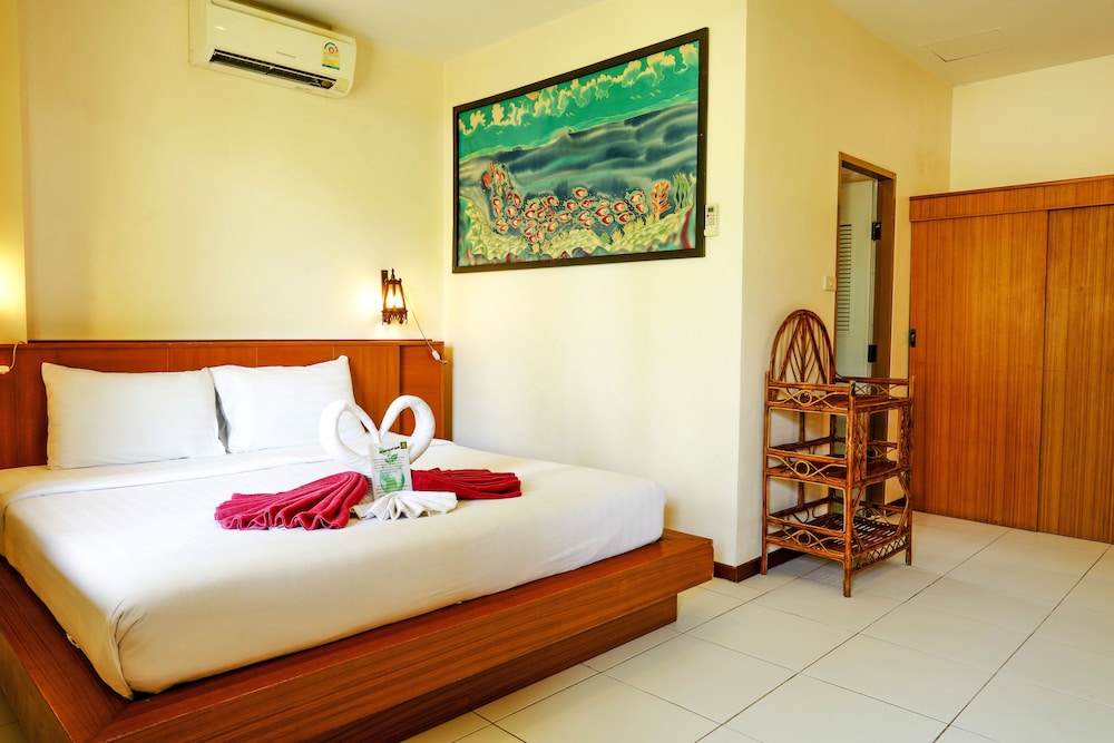 Baan Nueng Kata — Phuket — photo 5