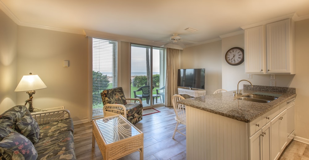 Villas By the Sea Resort & Conference Center - photo 16