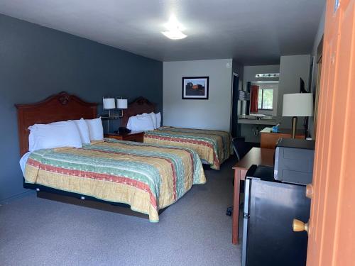 Redbud Inn - photo 17