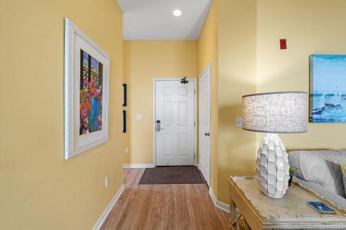 302 West - last minute hotel in Unknown City