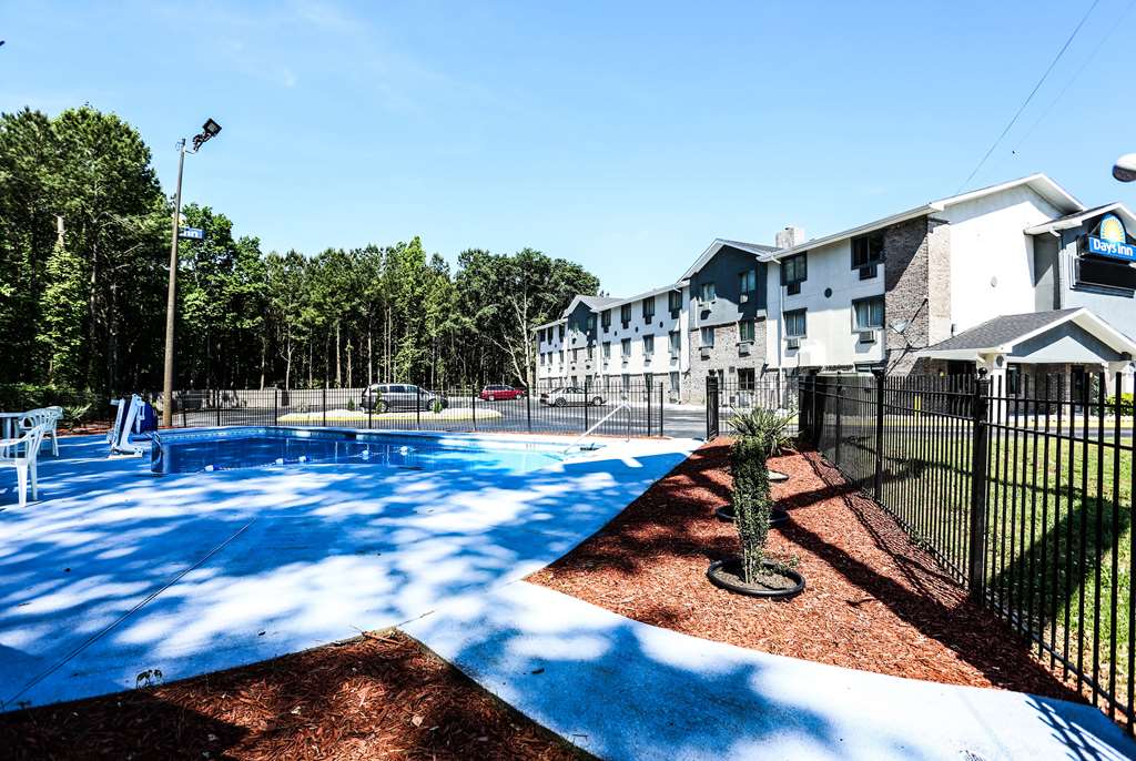 Super 8 by Wyndham Villa Rica - photo 7