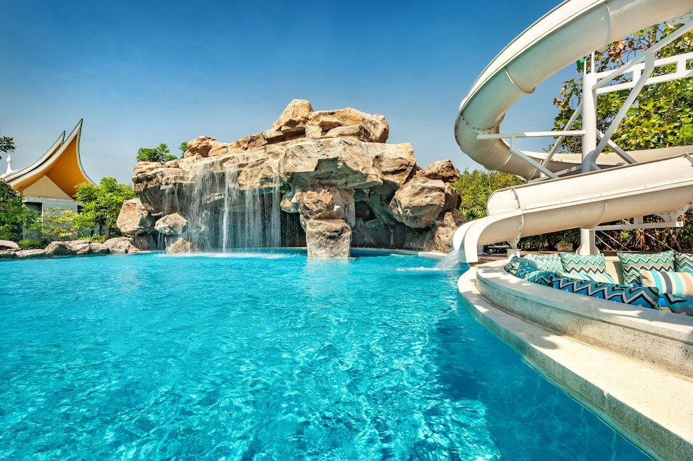 Phukalini Luxury Pool Villa & Onsen — 4-Star Luxury Hotel in Hua Hin, Thailand