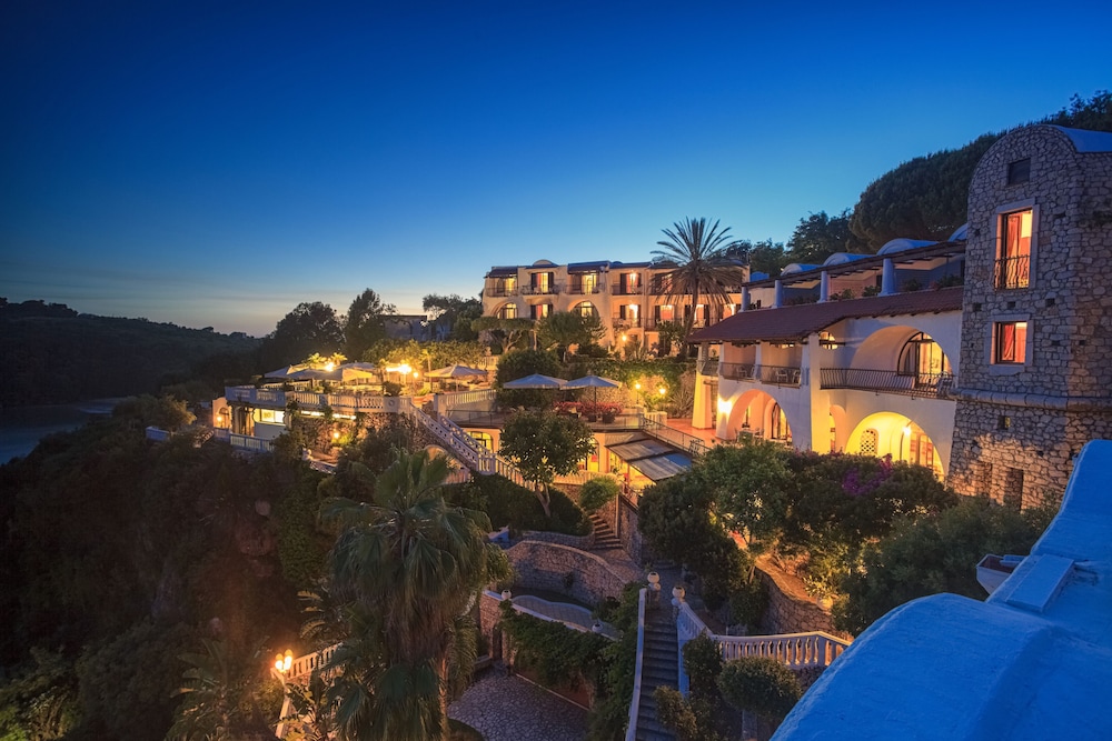 Grand Hotel Le Rocce — 4-Star Luxury Hotel in Gaeta, Italy