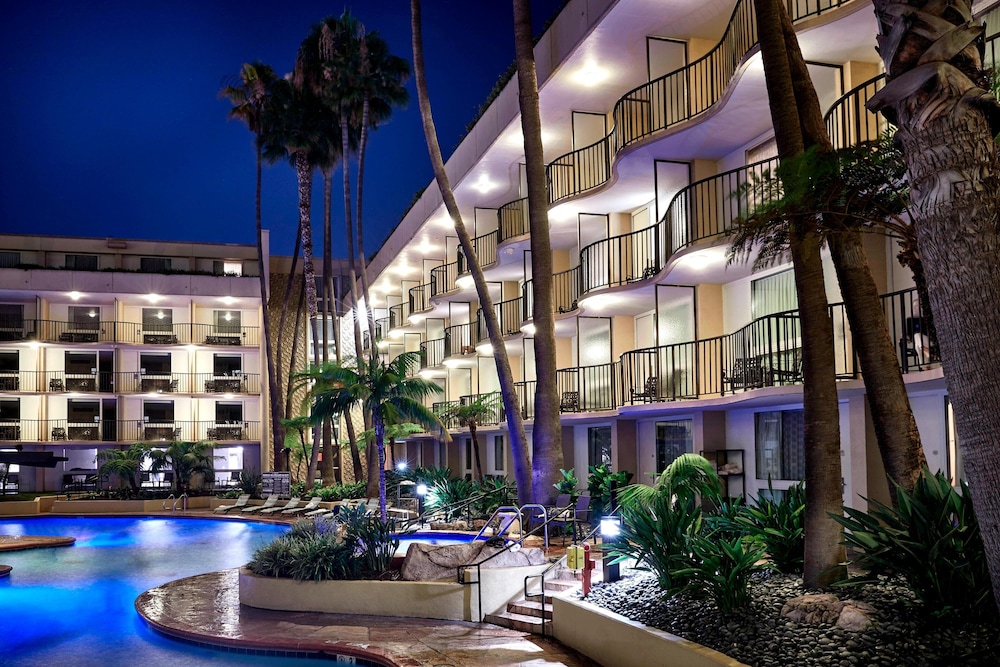 Los Angeles Airport Marriott - photo 93
