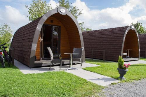 Kleine Nordseewelle ohne Hund in Norden, Germany