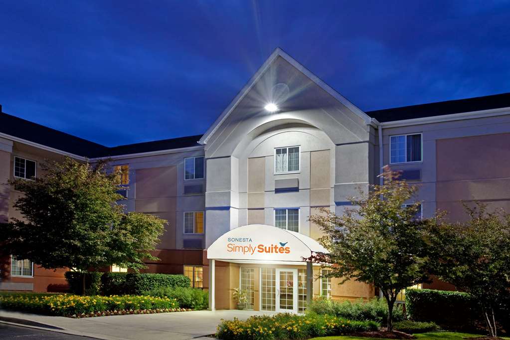Sonesta Simply Suites Chicago Waukegan - featured photo