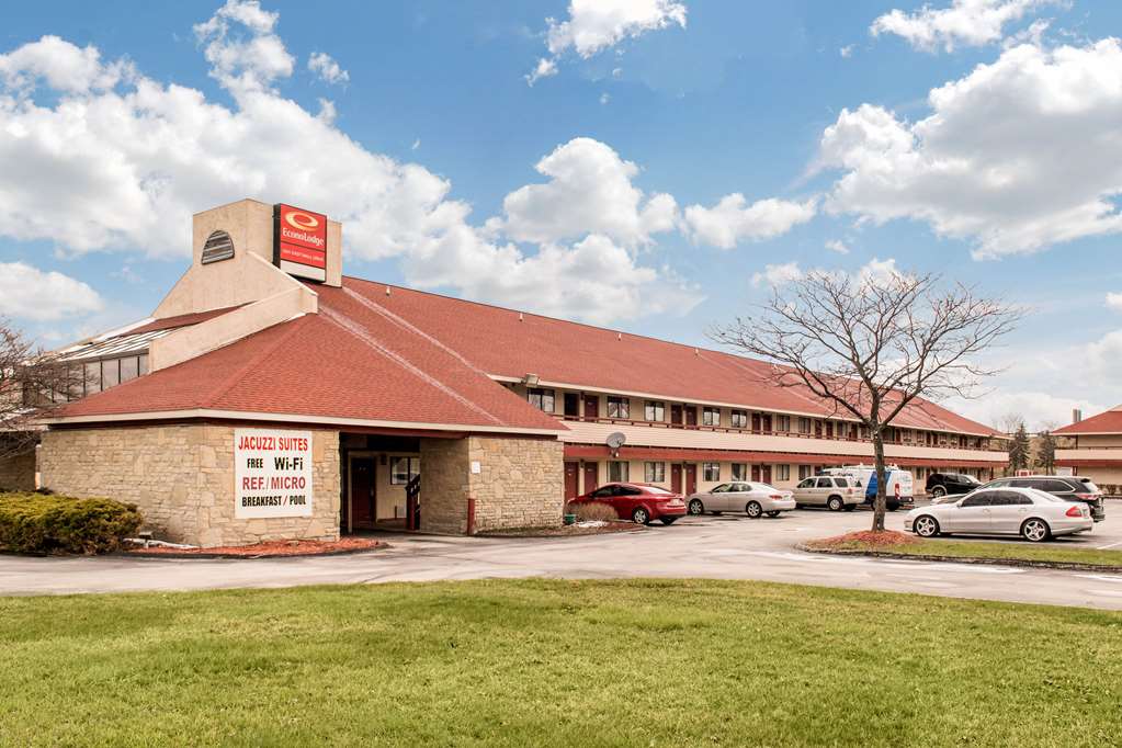 Econo Lodge Airport Holland - featured photo