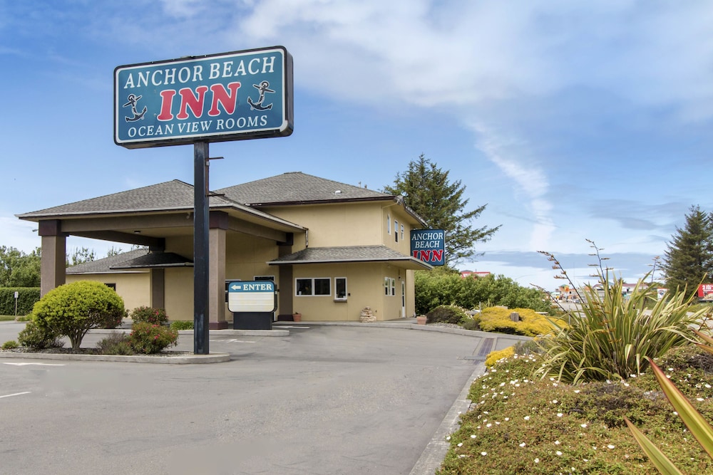Anchor Beach Inn - photo 33