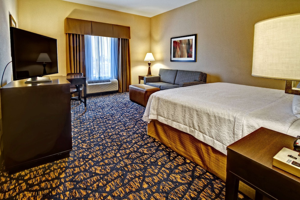 Hampton Inn Clarksdale - photo 6