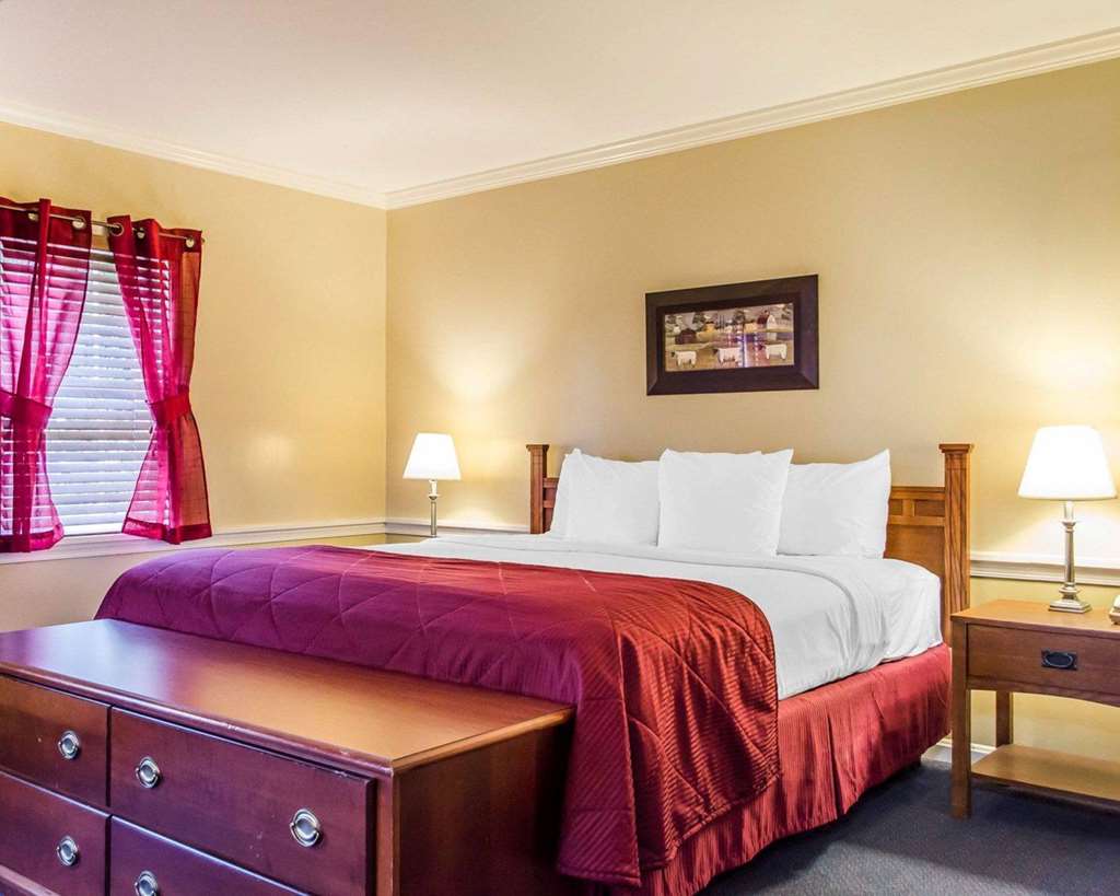 Clarion Inn Strasburg Lancaster - photo 26
