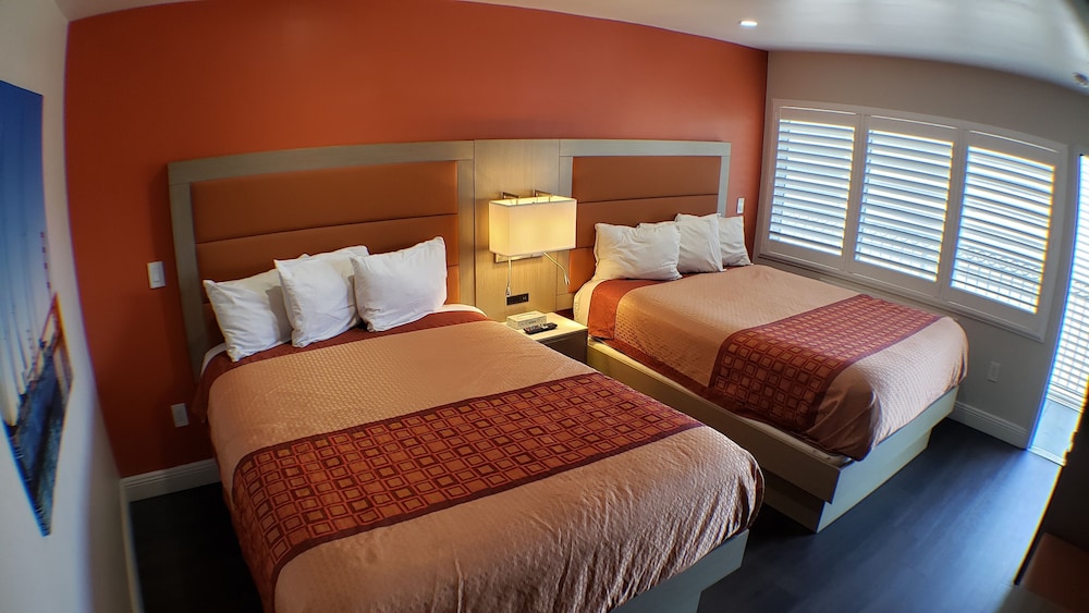 Presidio Parkway Inn - photo 5