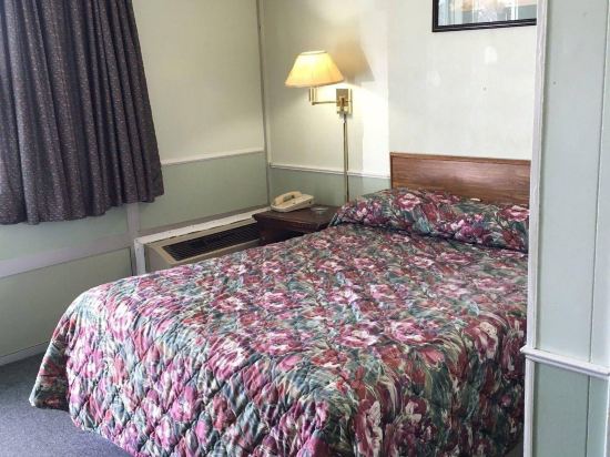 Aristocrat Motor Inn - photo 15