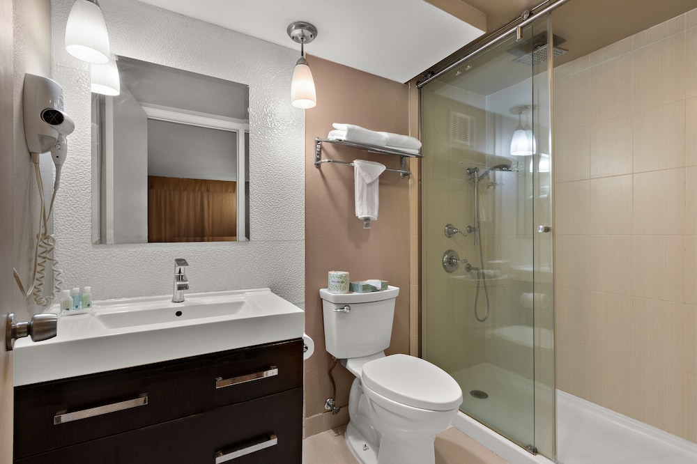 Quality Inn Wayne - photo 22
