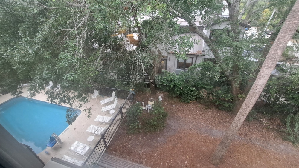 Saint Simons Inn by the Lighthouse - photo 108