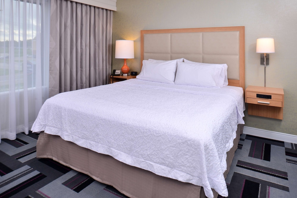 Hampton Inn & Suites Ames - photo 11