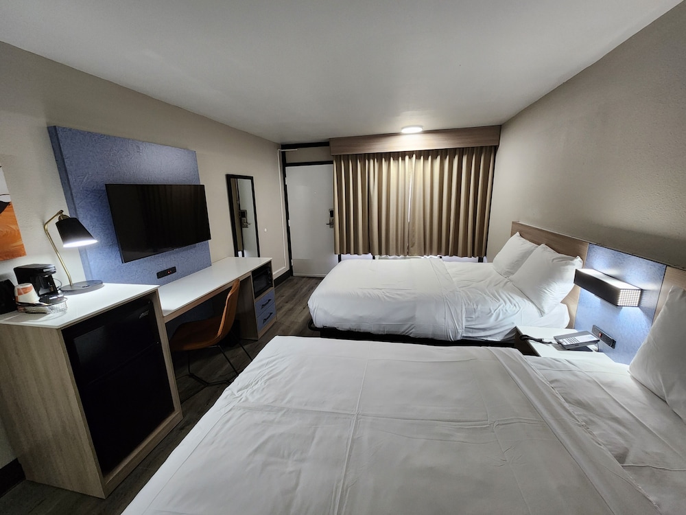 Baymont by Wyndham Lafayette - photo 15