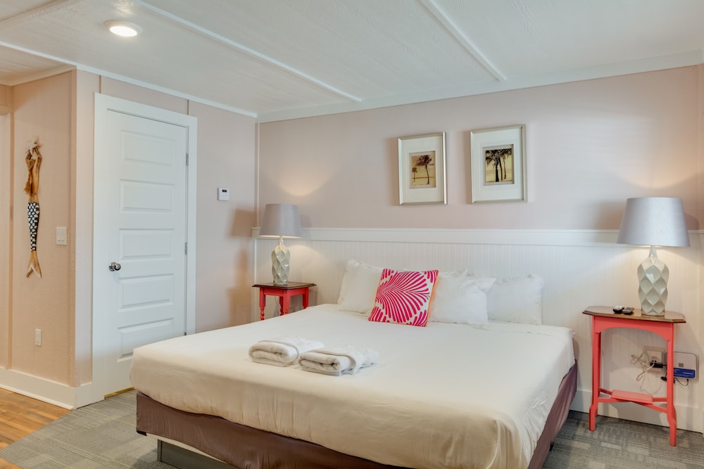 See Sea Motel - photo 35