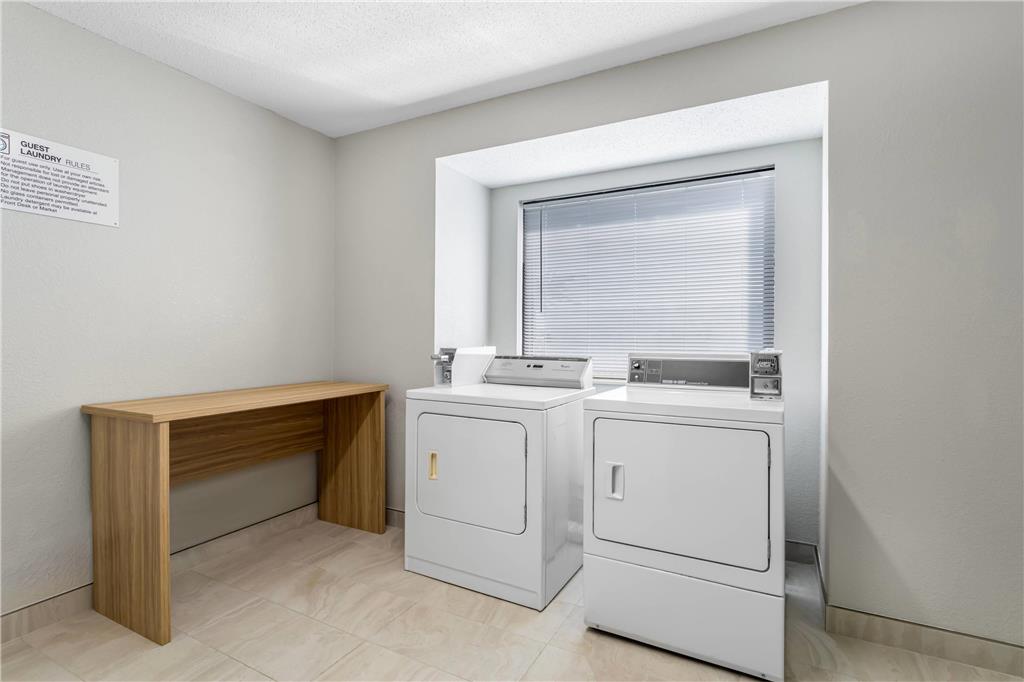 Quality Inn & Suites - photo 29