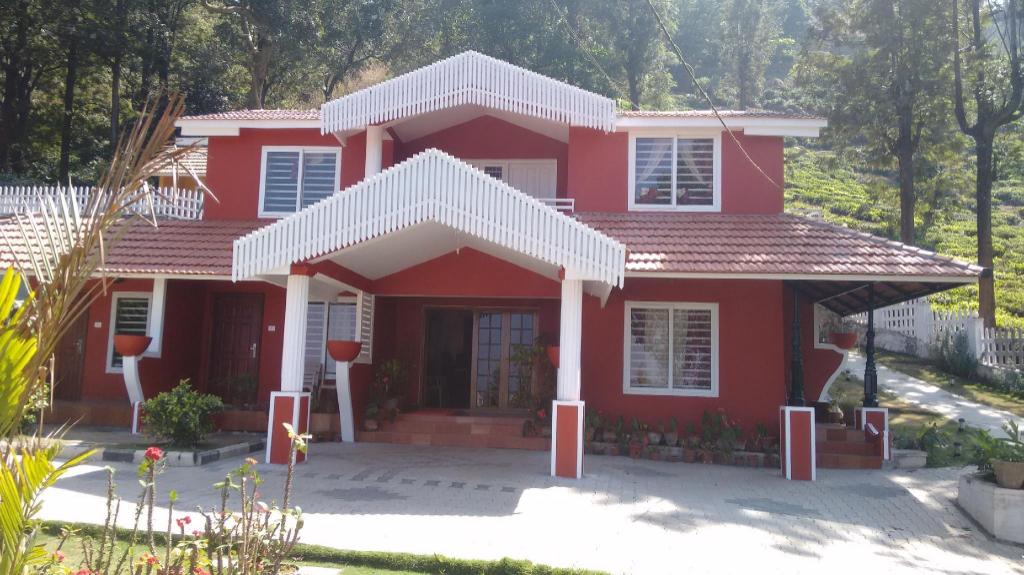 Velus Resort — Gudalur