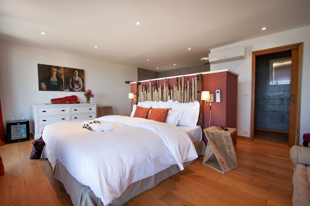 Villa Kirssis — 4-Star Luxury Hotel in Pietrosella, France