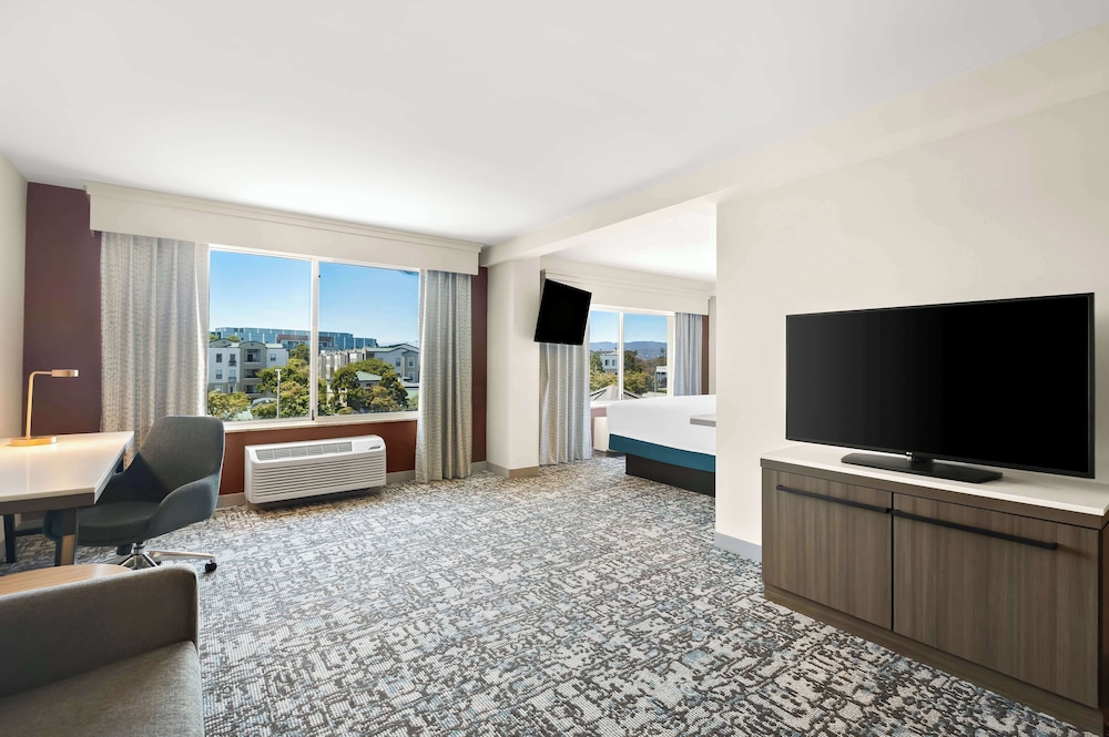 Hilton Garden Inn San Mateo - photo 23