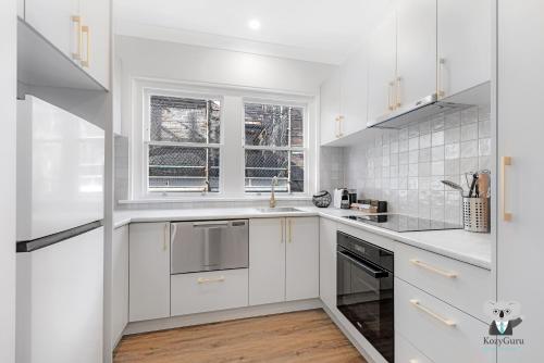 KOZYGURU Bondi Beach Dream Holiday Lovely 1 Bed Studio — 4-Star Luxury Hotel in Sydney, Australia