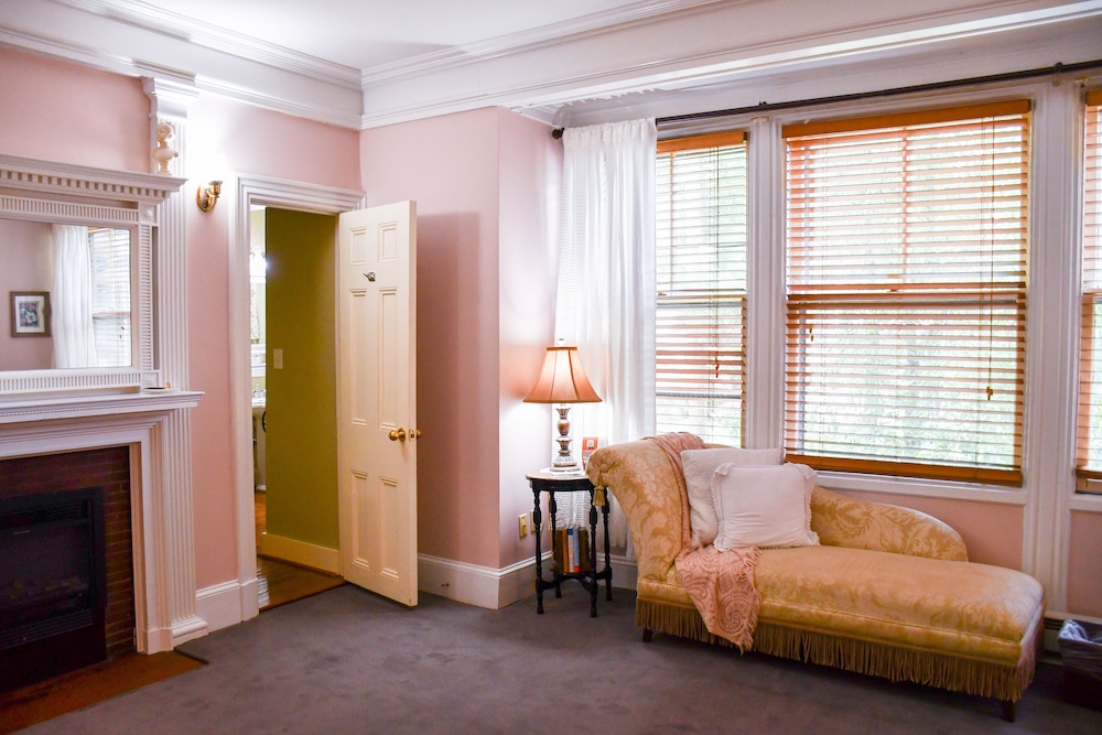 The Sayre Mansion Inn - photo 26