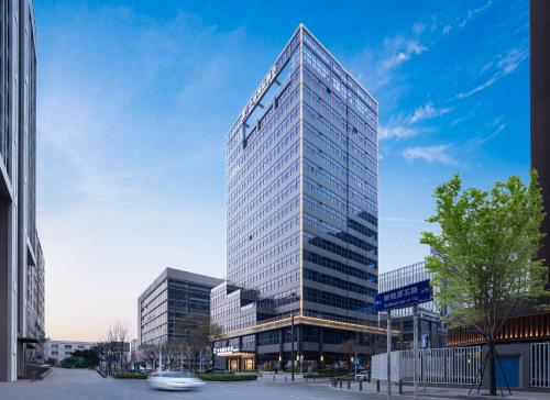 Shenzhen Zhongchen International Hotel — 4-Star Luxury Hotel in Shenzhen, People's Republic of China
