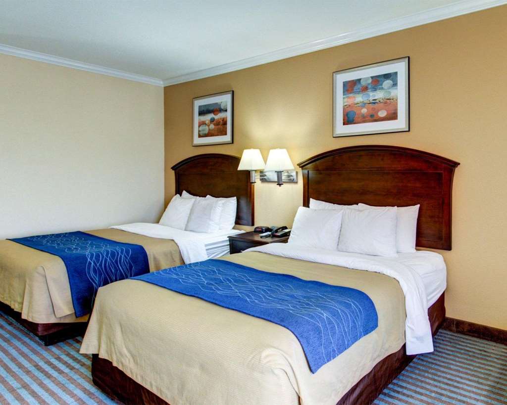 Comfort Inn Corsicana East - photo 25