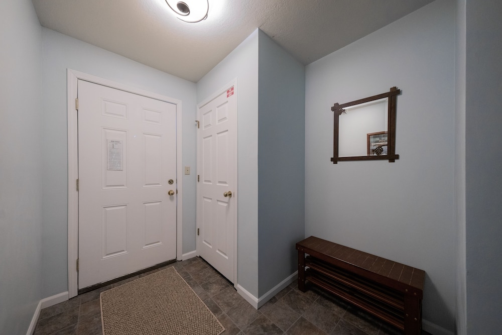 Telemark Northwoods Lodging - photo 20