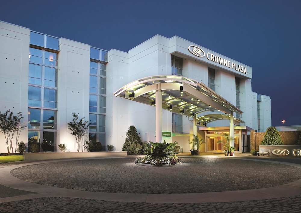 Crowne Plaza Charleston Airport Conv Ctr by IHG - photo 86