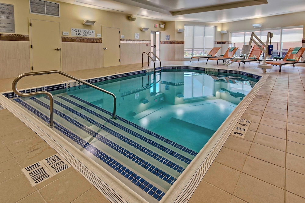 Courtyard Westbury Long Island - photo 24
