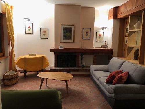 Scanno Parco naz Abruzzo Nuovo Appartamento I Gerani 300 m dal centro vista wifi garage max 7 persone in Scanno, Italy