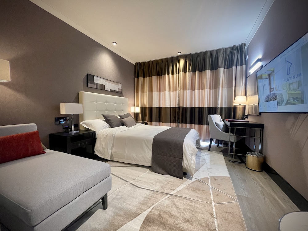 Platinum Rooms — hotel in Melton