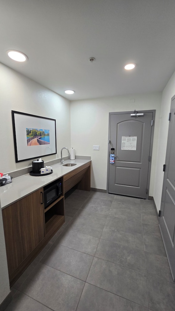 Hampton Inn & Suites Chicago Deer Park - photo 20