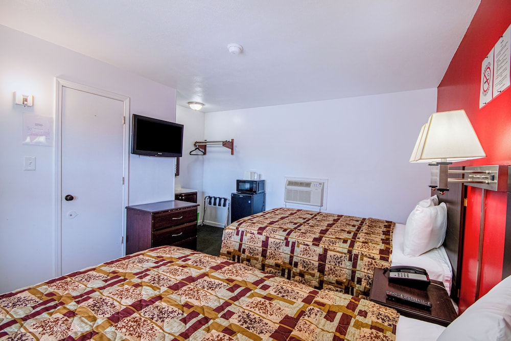 OYO Travelier Motel - photo 13