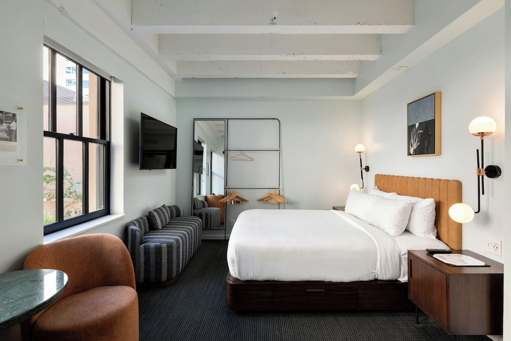 The Guild Hotel San Diego Downtown a Marriott Tribute Portfolio Hotel - photo 38