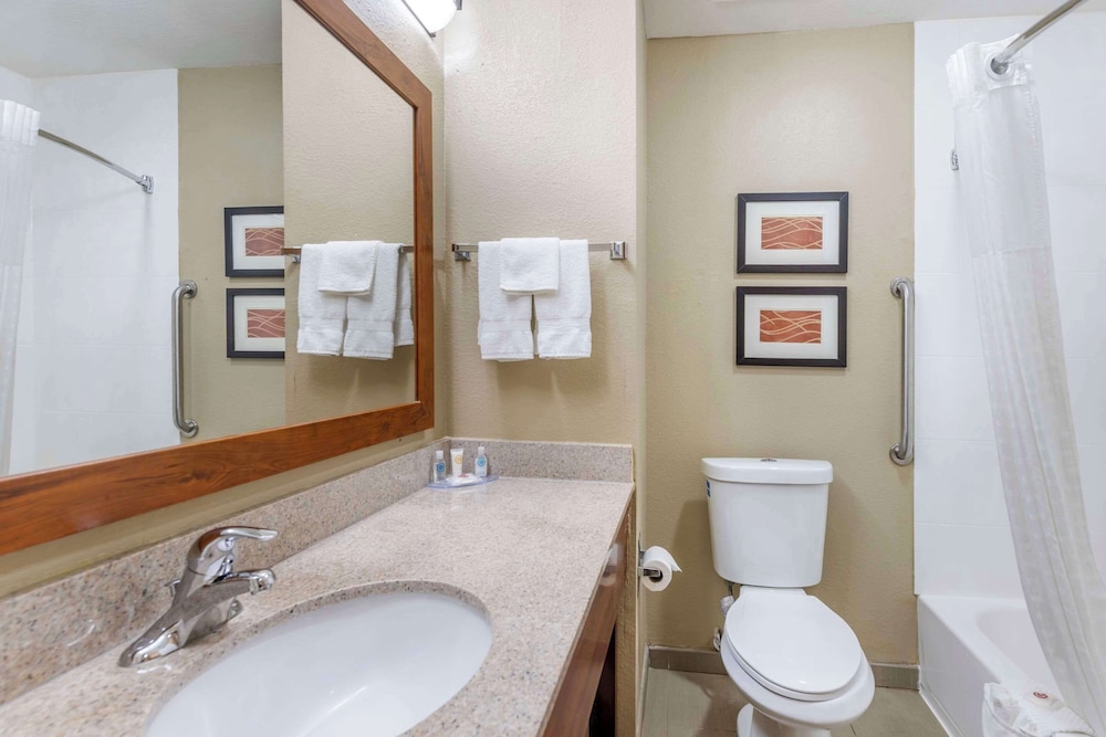 Grain Valley Inn Kansas City - photo 7