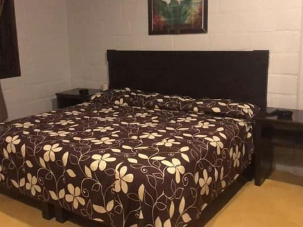 Hotel El Limon Inn in Jantetelco, Mexico