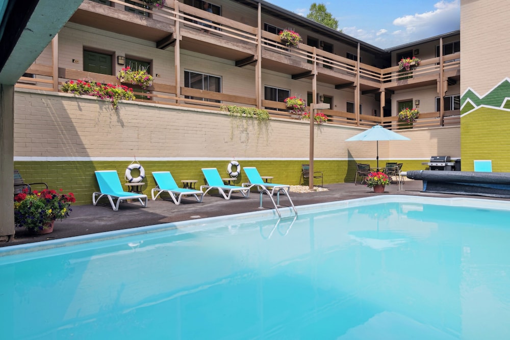Eagle Point Resort - photo 38
