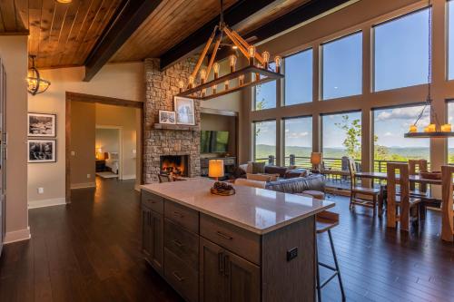 Sweet Sejour at Blue Ridge Mountain Club in Boone, United States