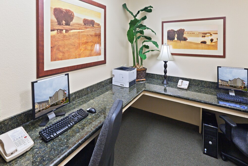 Candlewood Suites Wichita Falls at Maurine Street by IHG - photo 19