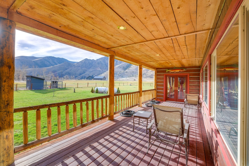 Salmon Vacation Rental w Mountain Views - photo 27