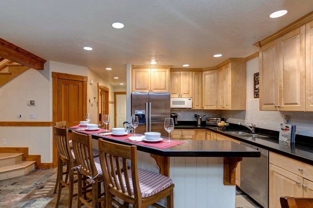 Abode at Silver Oak - photo 12