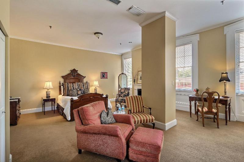 The Presidents Quarters Inn - photo 140