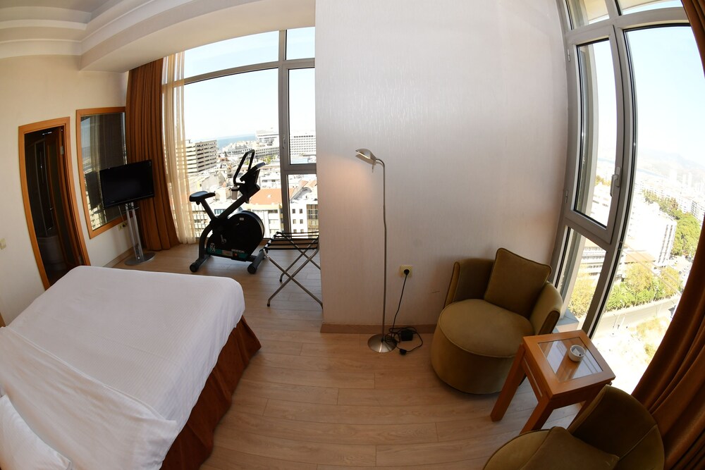 Anemon Fuar — Izmir — photo 4