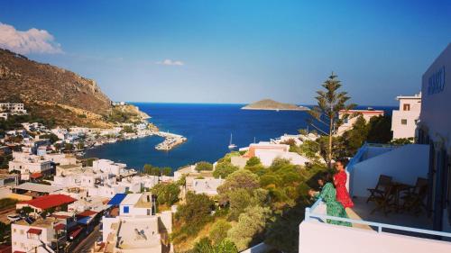 Heliades Suites — 4-Star Luxury Hotel in Agia Marina, Greece