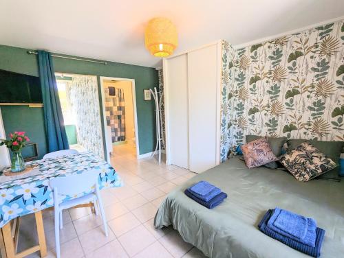 Studio Silhem - last minute hotel in Saint-Germain-Les-Belles