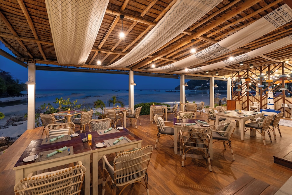 מזון ומשקאות